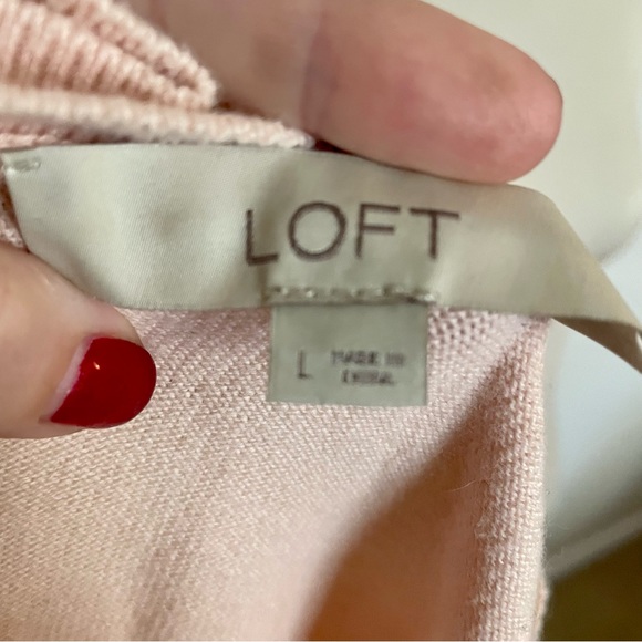 Mixed media ballet pink sweater from LOFT - Picture 2 of 6
